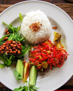 Read more about the article What are the best places for a Balinese cooking class in Bali?