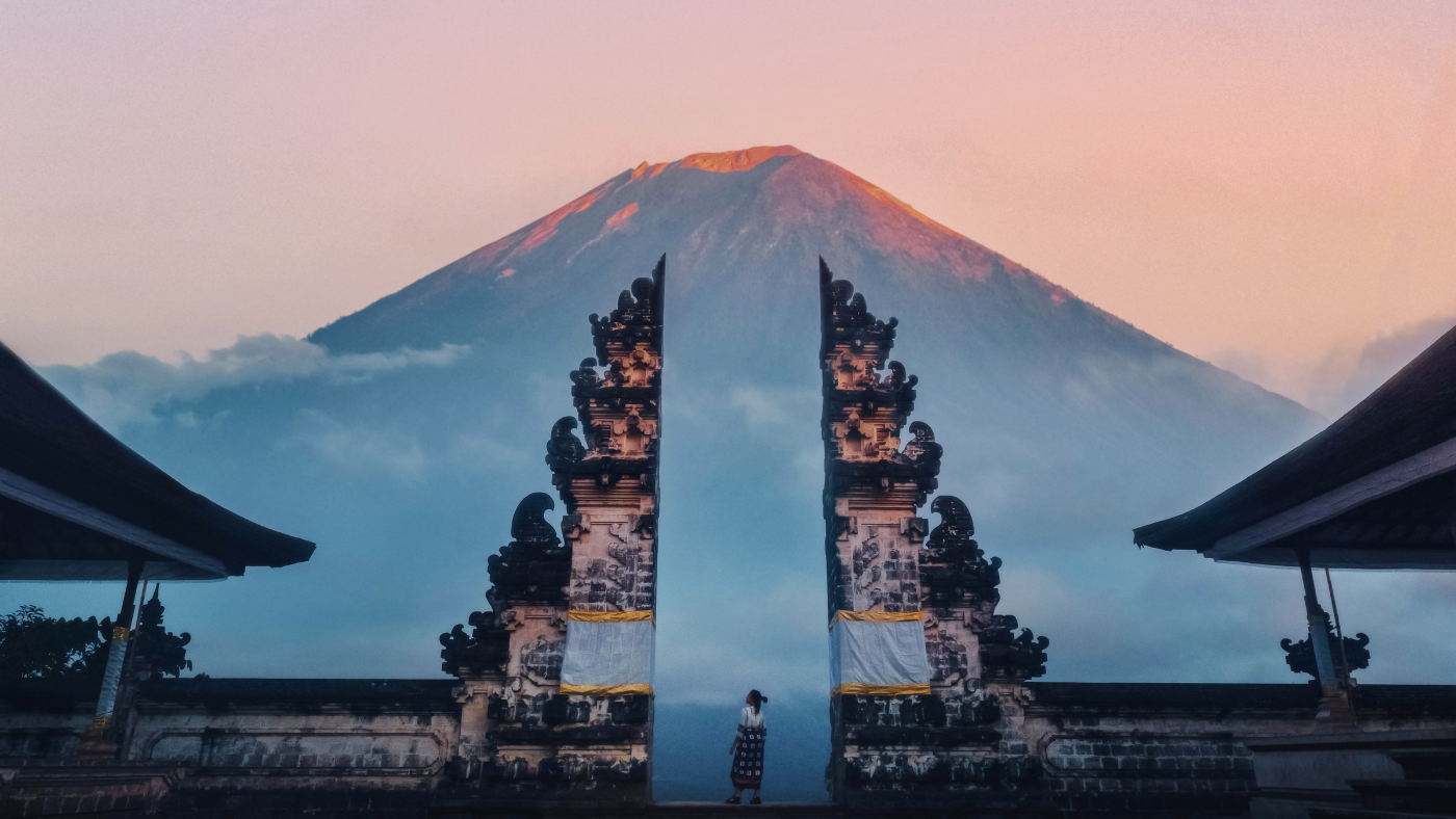 Read more about the article What are the best volcano tours in Bali?